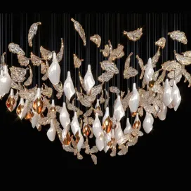 Chandelier light vargov 2